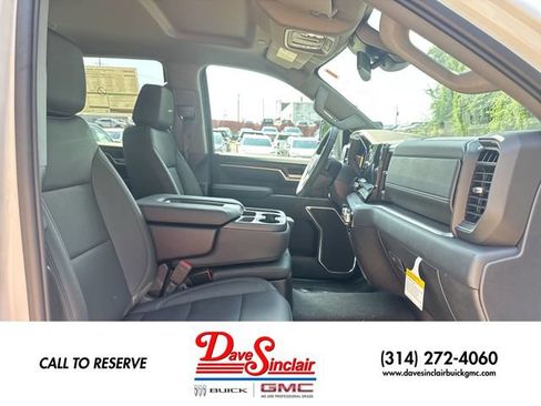 New 2026 GMC Sierra 3500 SLT AWD/4WD image 24