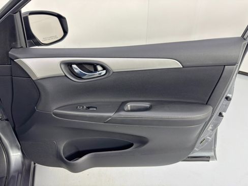 Used 2019 Nissan Sentra S image 35