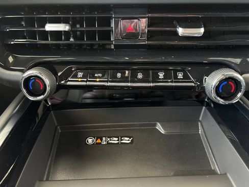New 2026 Chevrolet Suburban RST w/ Comfort Package AWD/4WD image 29