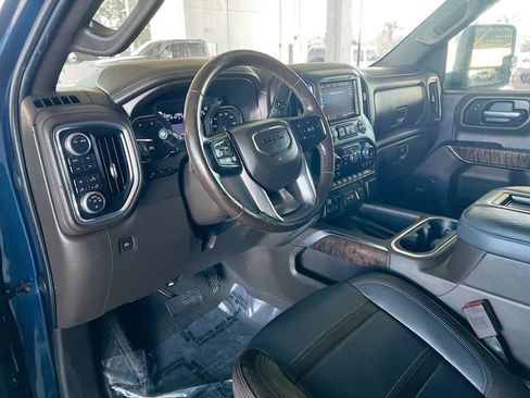 Used 2020 GMC Sierra 3500 Denali w/ Denali Ultimate Package image 10
