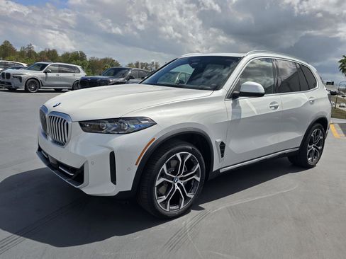 New 2026 BMW X5 xDrive40i w/ Executive Package AWD/4WD image 33