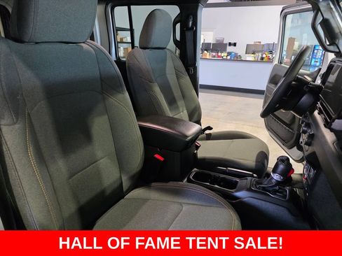 Used 2024 Jeep Wrangler Unlimited Sport AWD/4WD image 18