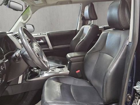 Used 2015 Toyota 4Runner Limited AWD/4WD image 12