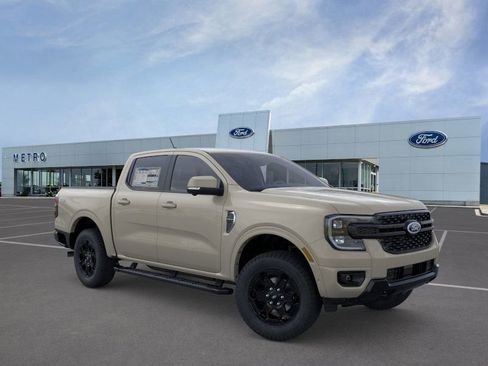New 2025 Ford Ranger Lariat w/ FX4 Off-Road Package image 9