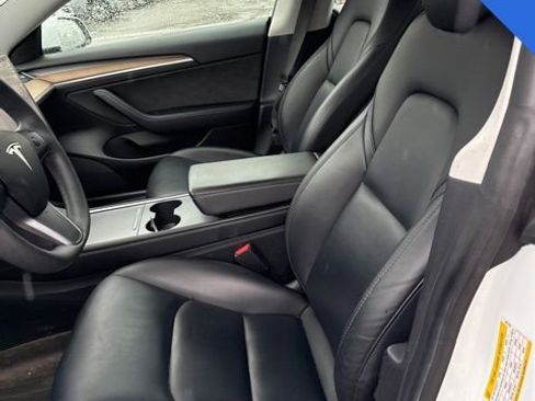 Used 2021 Tesla Model 3 Standard Range Plus image 10