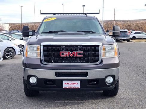 Used 2011 GMC Sierra 3500 SLE w/ SLE Preferred Package image 7