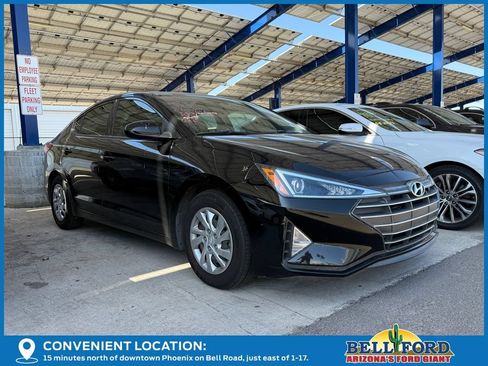 Used 2020 Hyundai Elantra SE FWD image 5