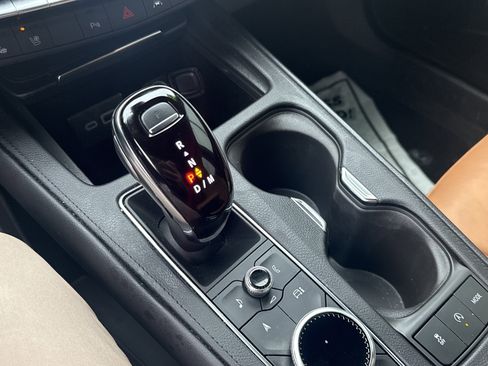 Used 2024 Cadillac XT4 Sport image 24