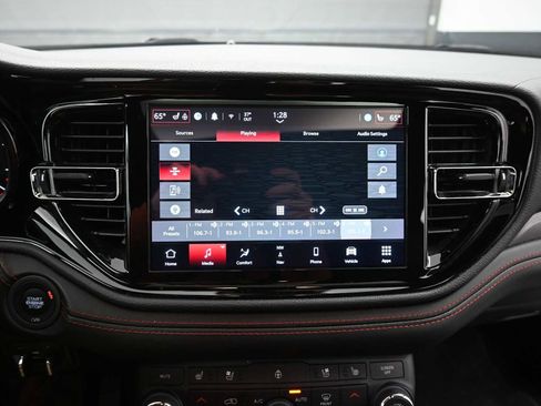 Used 2023 Dodge Durango GT image 14