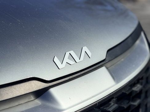 Used 2024 Kia Sportage LX image 25