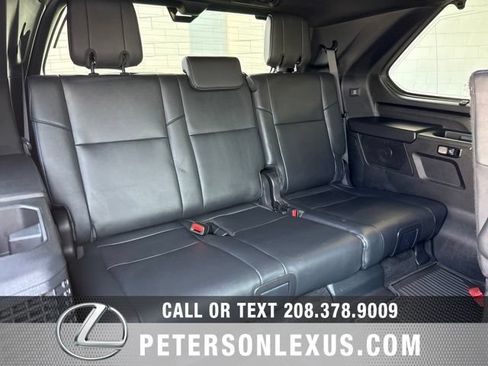 Used 2024 Toyota Sequoia Platinum AWD/4WD image 22