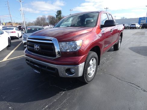 Used 2010 Toyota Tundra 4x4 Double Cab image 1