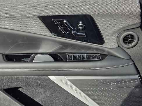 New 2026 Cadillac Optiq Sport 2 image 16