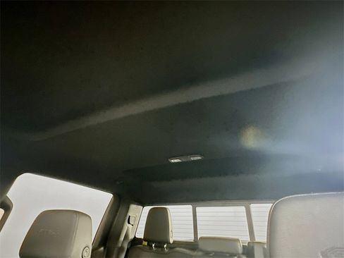 Used 2024 GMC Sierra 1500 AT4 w/ Technology Package image 21