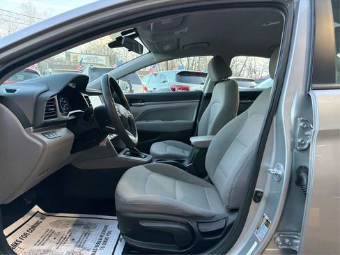 Used 2020 Hyundai Elantra SEL image 18