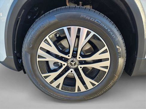 Certified 2025 Mercedes-Benz GLA 250 image 24