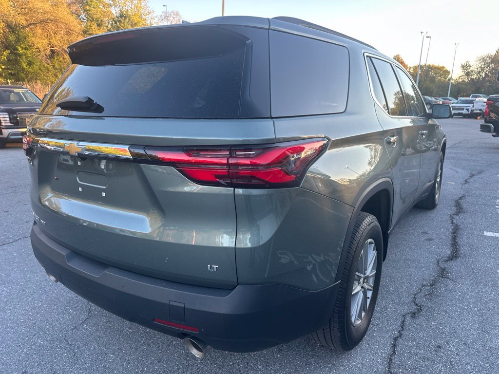 Used 2023 Chevrolet Traverse LT w/ LPO, Floor Liner Package AWD/4WD image 5