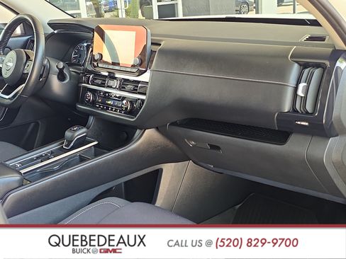 Used 2022 Nissan Pathfinder SV FWD image 29