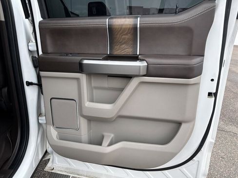 Used 2019 Ford F350 Limited image 43