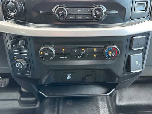 Used 2023 Ford F150 XLT w/ Trailer Tow Package image 27