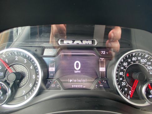 Used 2022 RAM 1500 Big Horn AWD/4WD image 17