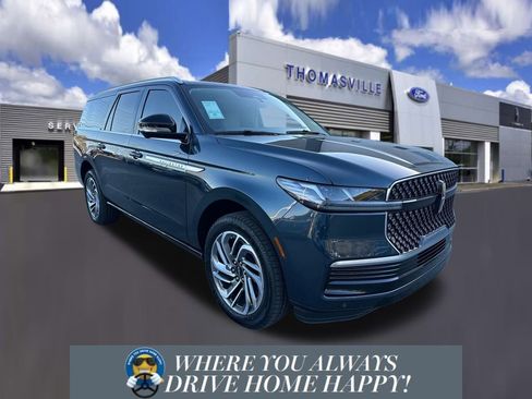 New 2026 Lincoln Navigator L Reserve image 1