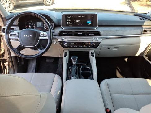 Used 2022 Kia Telluride EX image 9