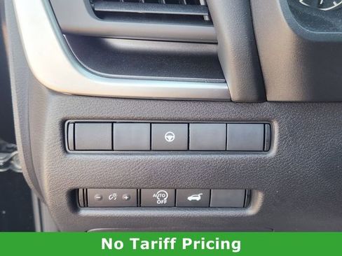 Certified 2025 Nissan Rogue SV image 21