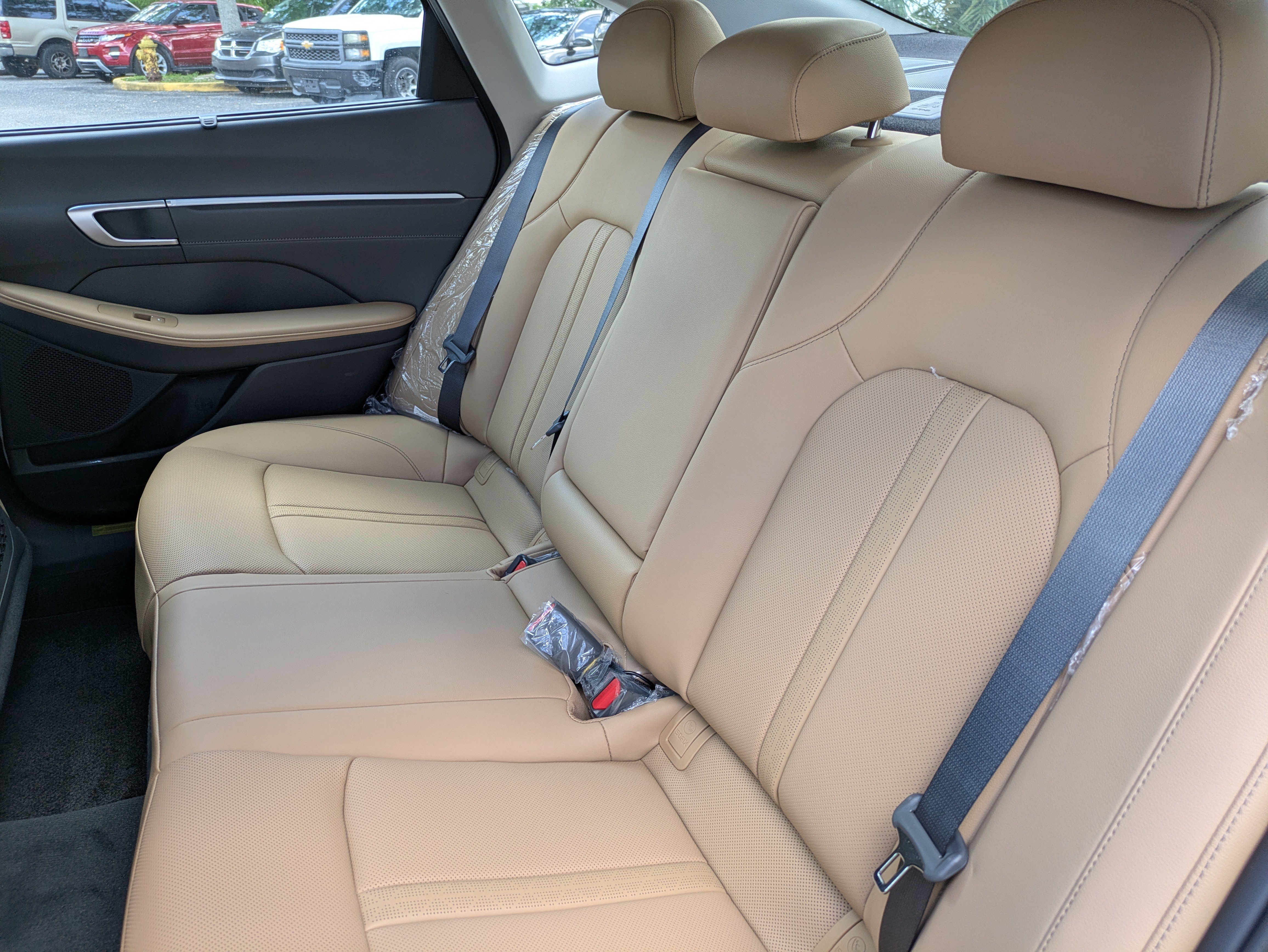 New 2026 Hyundai Sonata Limited FWD image 12