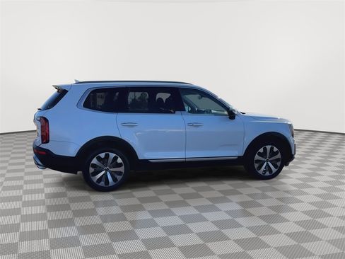 Used 2020 Kia Telluride S w/ S 8 Passenger Seating Package image 9