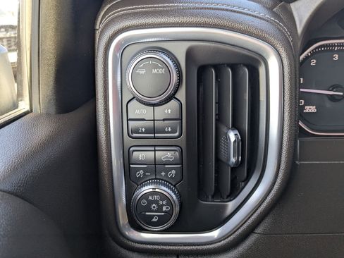 Certified 2021 GMC Sierra 3500 SLT w/ Gooseneck/5TH Wheel Package image 17