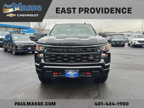 Used 2024 Chevrolet Silverado 1500 Custom Trail Boss image 2