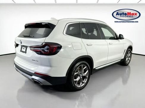 Used 2024 BMW X3 xDrive30i w/ Premium Essential Package image 2