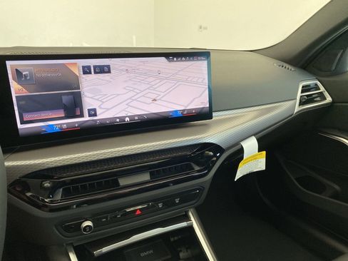 Used 2025 BMW 330i xDrive Sedan w/ Convenience Package image 23