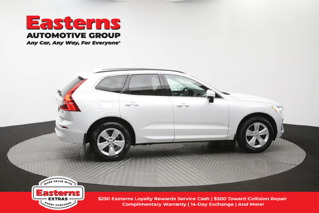 Used 2022 Volvo XC60 B5 Momentum AWD/4WD image 47