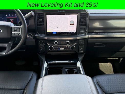 Used 2025 Ford F250 Lariat w/ Black Appearance Package AWD/4WD image 20