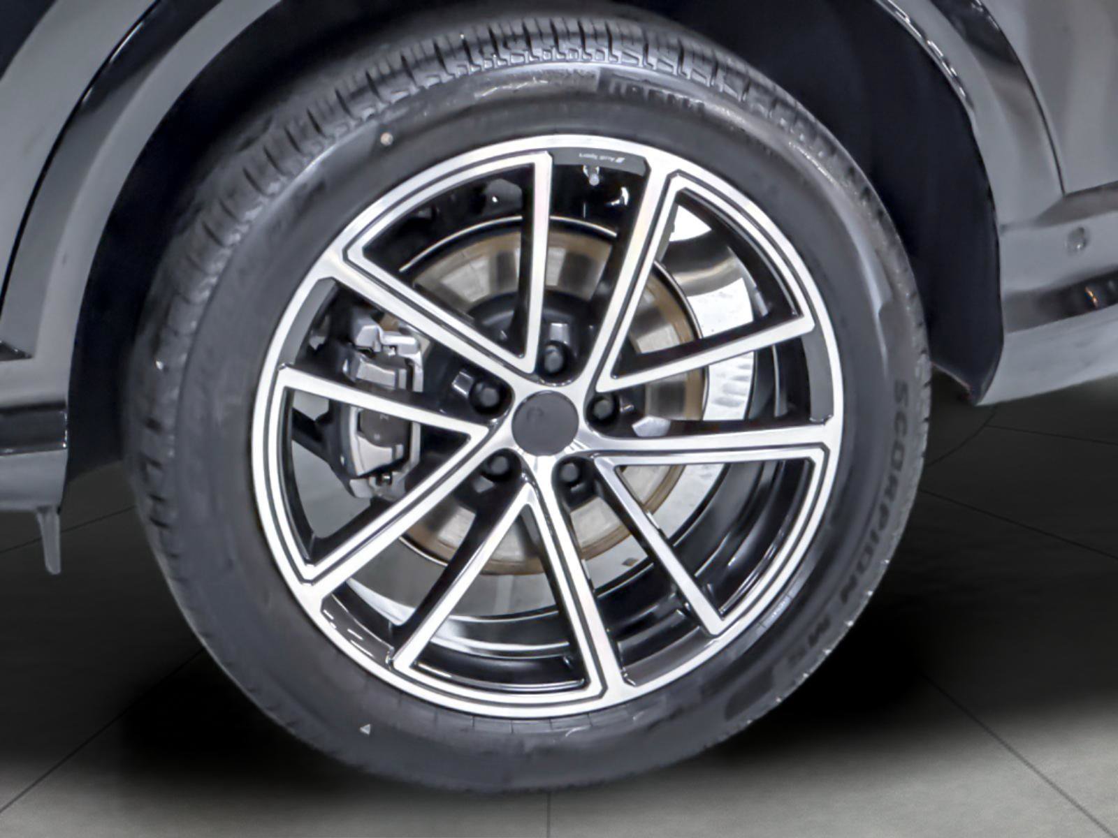 New 2026 Audi Q5 Premium Plus AWD/4WD image 25