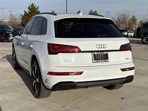 Used 2023 Audi Q5 2.0T Prestige w/ Prestige Package image 6