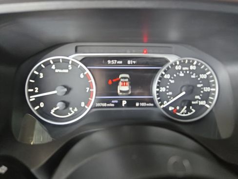Used 2023 Nissan Rogue SV AWD/4WD image 14