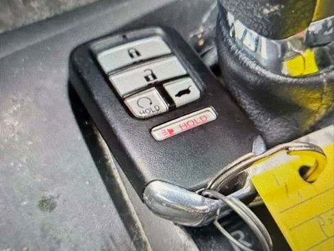 Used 2019 Honda Civic EX image 4