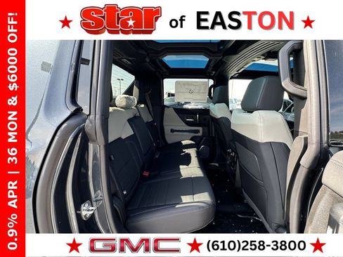 New 2026 GMC Hummer EV 4x4 Crew Cab w/ LPO, Sport Package image 11