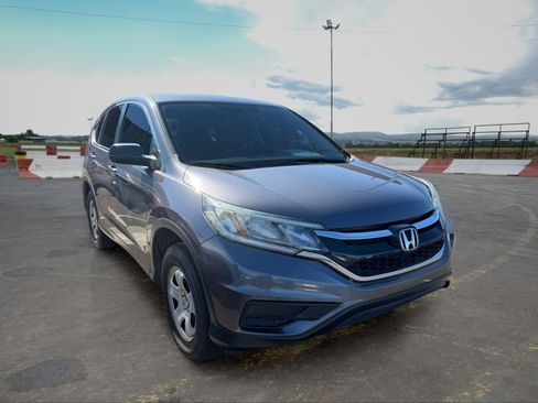 Used 2016 Honda CR-V LX image 2