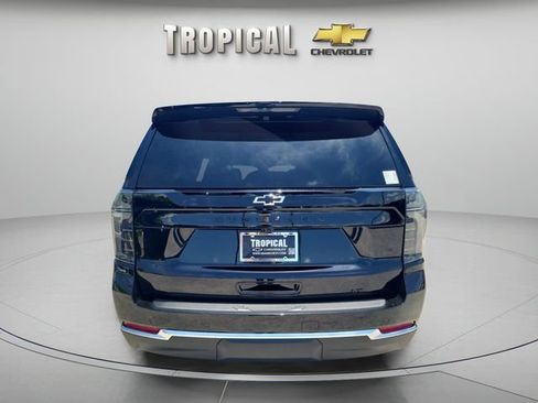New 2026 Chevrolet Suburban LT w/ Comfort Package RWD image 4