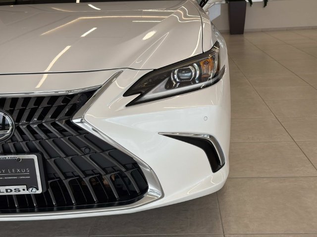 Certified 2024 Lexus ES 350 w/ Premium Package FWD image 7