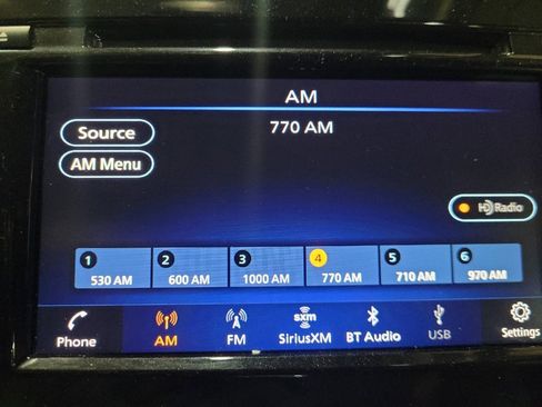 Used 2020 Nissan Rogue Sport SL AWD/4WD image 25