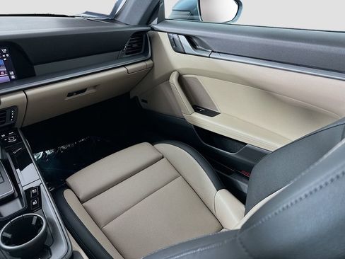 Certified 2025 Porsche 911 Carrera image 25