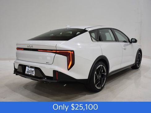 New 2025 Kia K4 GT-Line w/ GT-Line Premium Package image 4