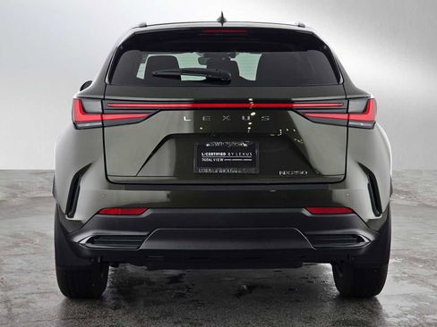 Certified 2025 Lexus NX 250 FWD w/ Premium Package image 4