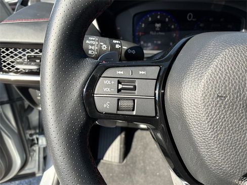 Certified 2025 Acura ADX A-Spec image 19