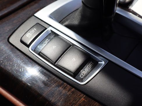 Used 2013 BMW 650i Convertible RWD image 39